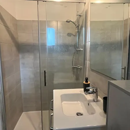 Luna, Saint-cyprien *